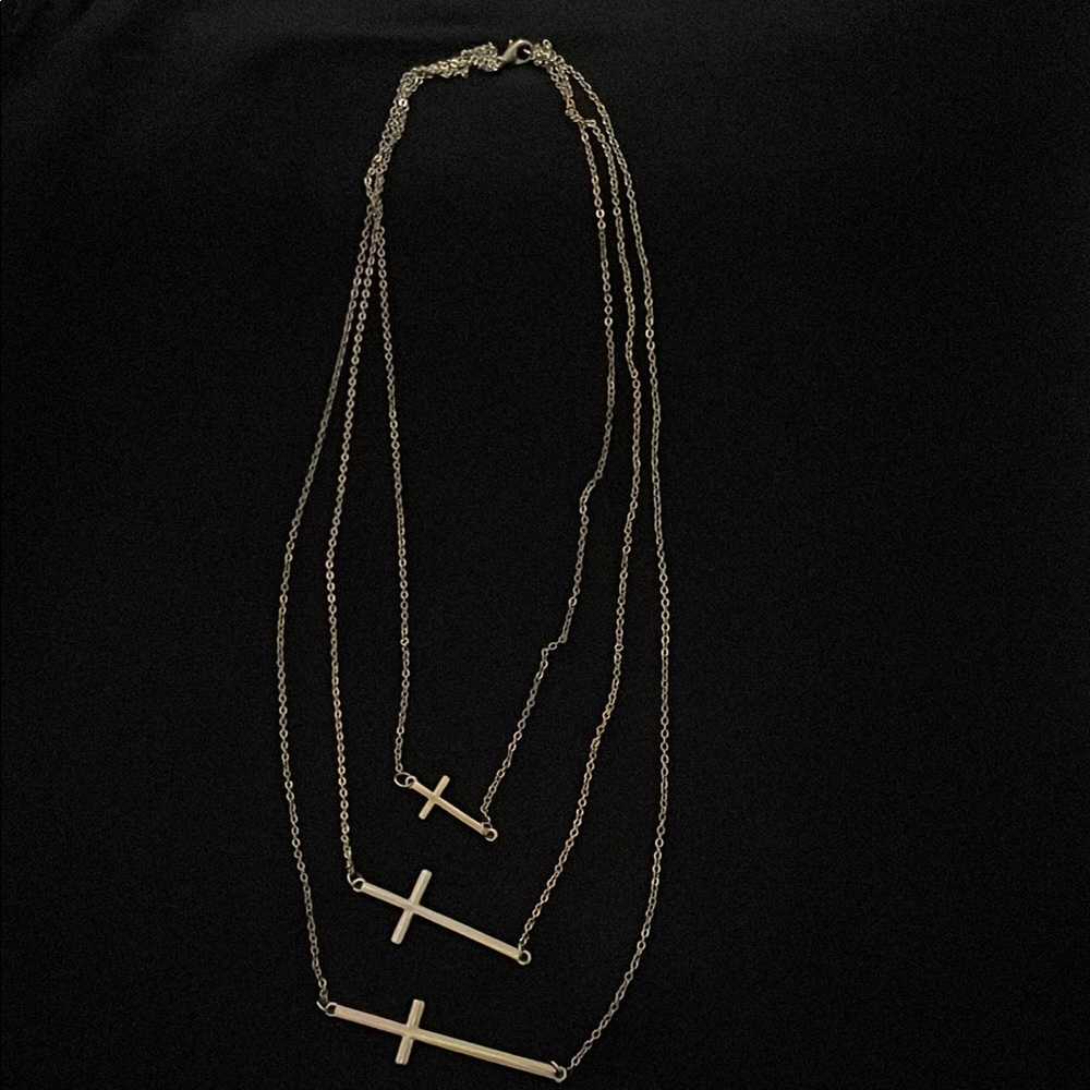 Elegant gold Cross Layered Necklace